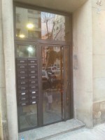 /album/reforma-de-portales-en-barcelona-tel-609-031-924/puerta-de-comunidad-de-vecinos-barcelona-jpg1/